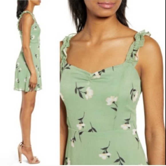 All In Favor Pine Floral Stella Mini Dress Size Medium - Picture 2 of 12